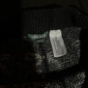 Wild Fable Men's Black and Gray Zip-Up Sweater